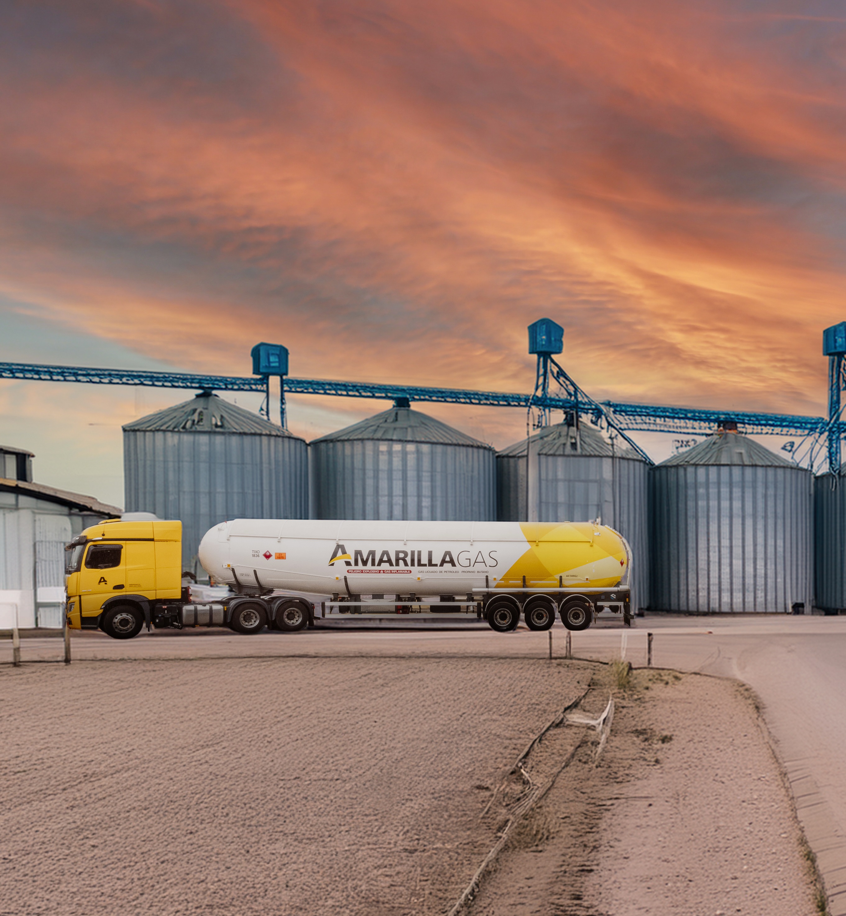 Camión AmarillaGas